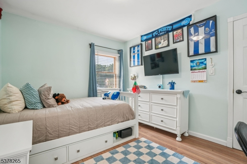 108 Briar Hills Cir