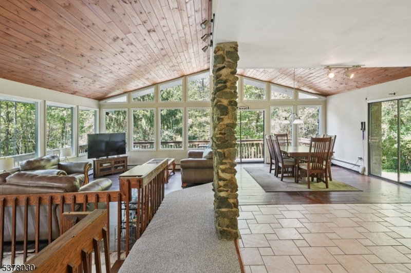 34 Stony Brook Rd