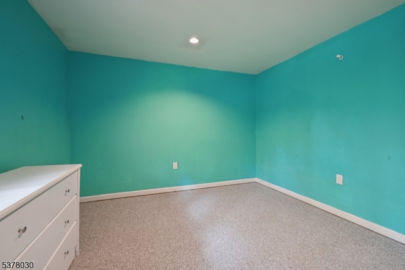 34 Stony Brook Rd