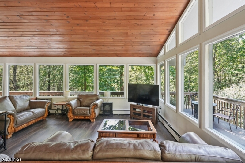 34 Stony Brook Rd