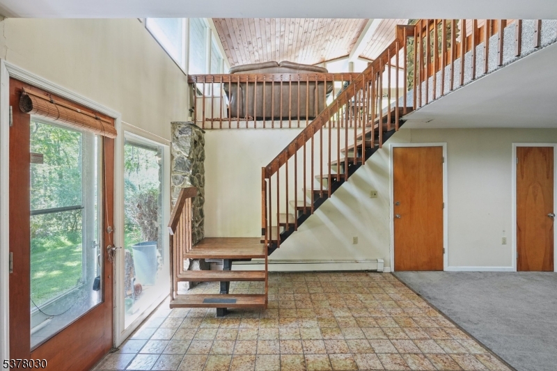 34 Stony Brook Rd