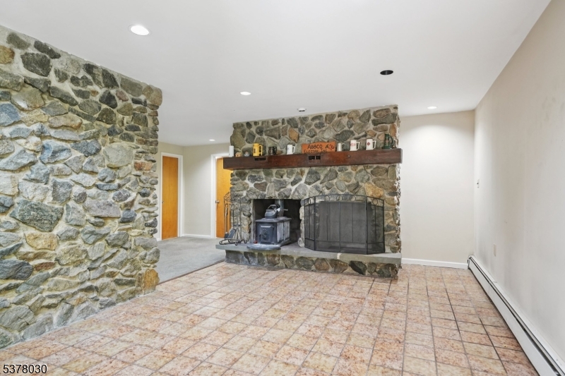 34 Stony Brook Rd