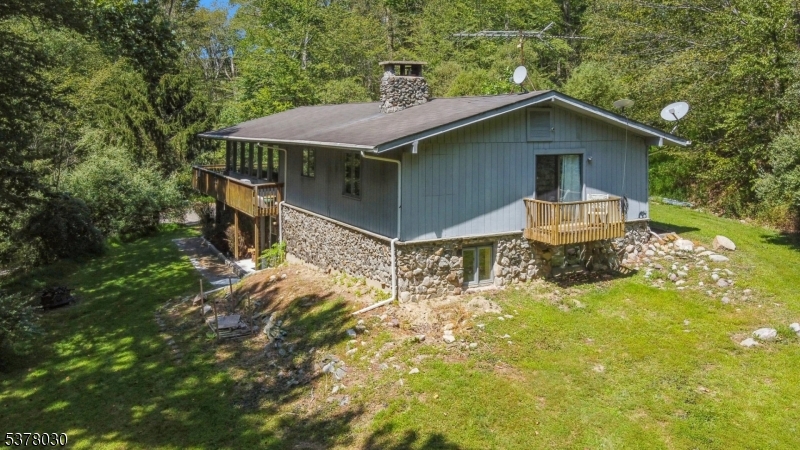 34 Stony Brook Rd