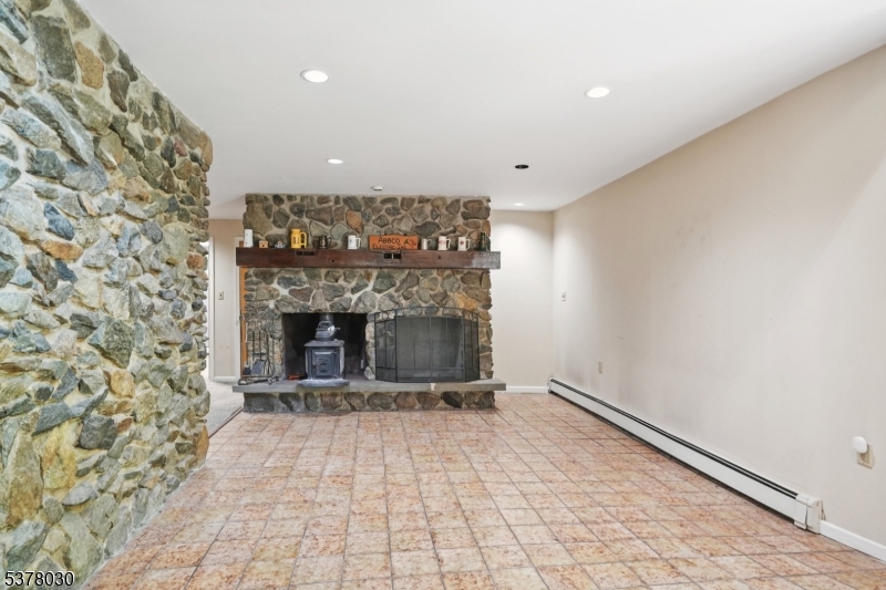 34 Stony Brook Rd