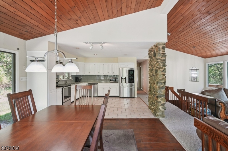 34 Stony Brook Rd