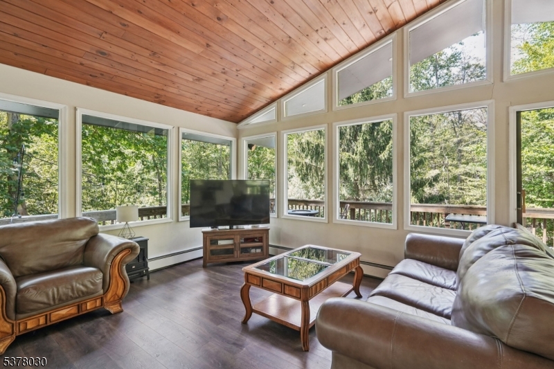 34 Stony Brook Rd