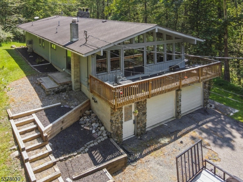 34 Stony Brook Rd