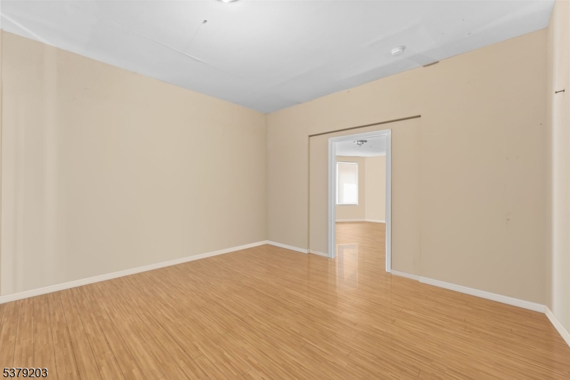 261-263 Fair St 2