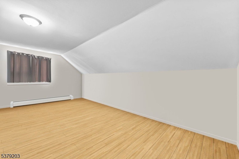 261-263 Fair St 2