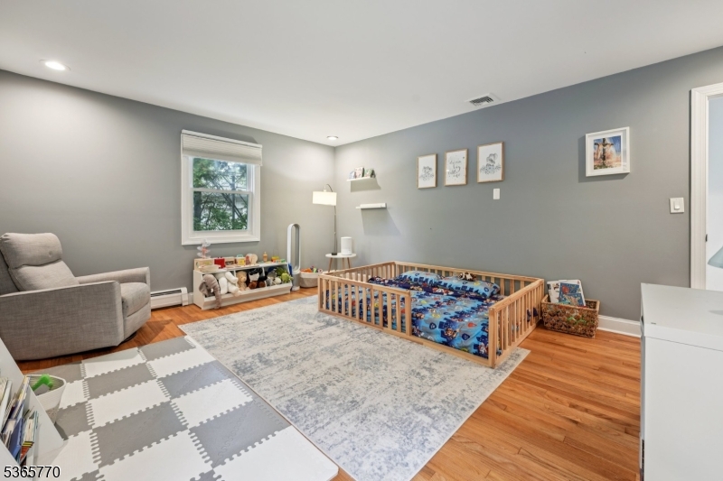 475 Lincoln Ave