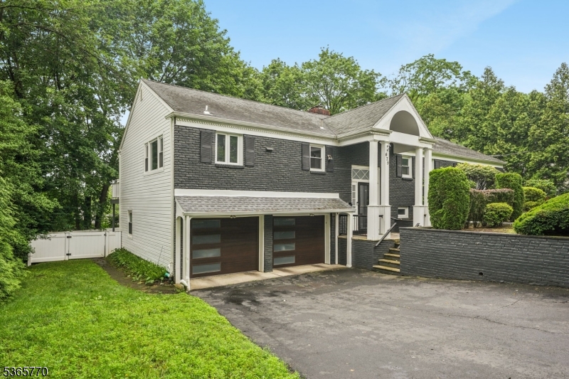 475 Lincoln Ave
