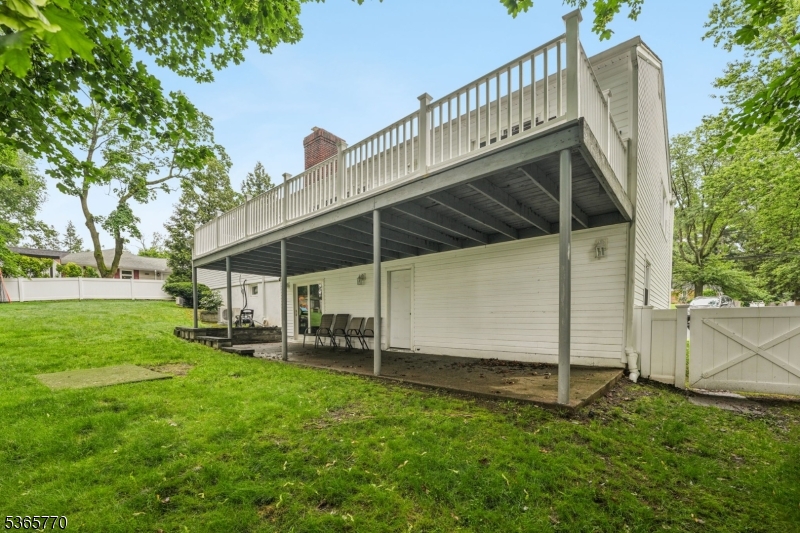475 Lincoln Ave