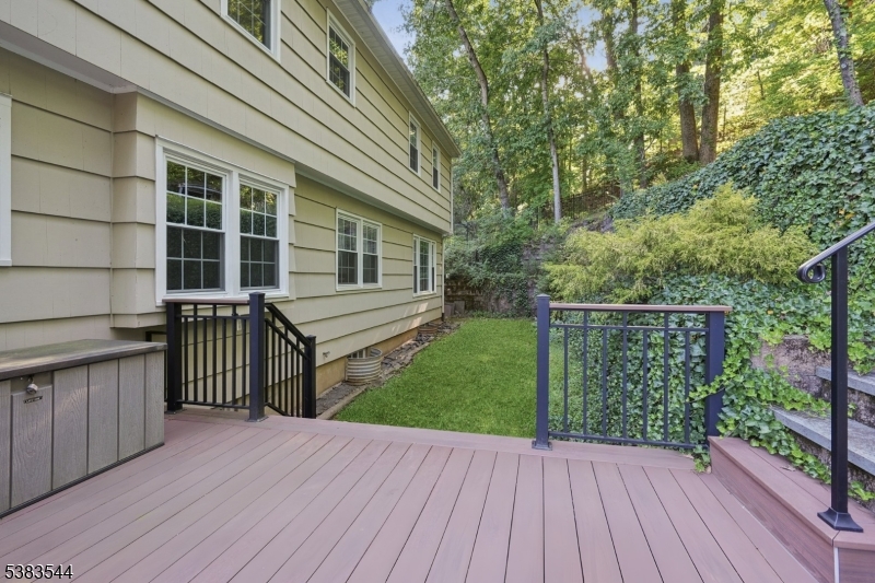 93 Ormont Rd