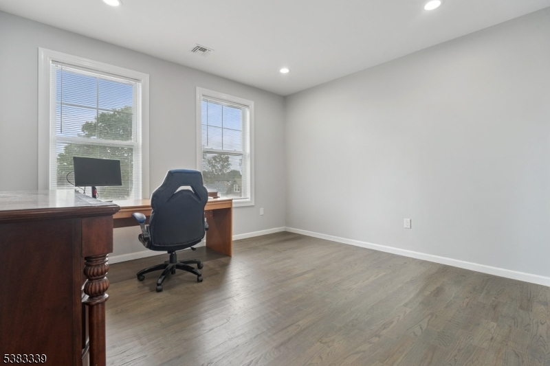 320 Ridge Rd
