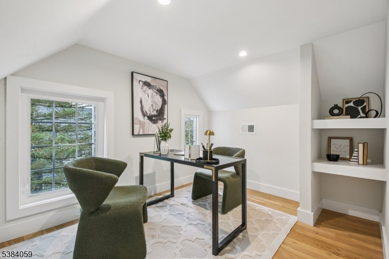 26 Morris Pl