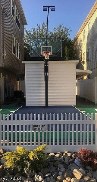 201 Catherine St