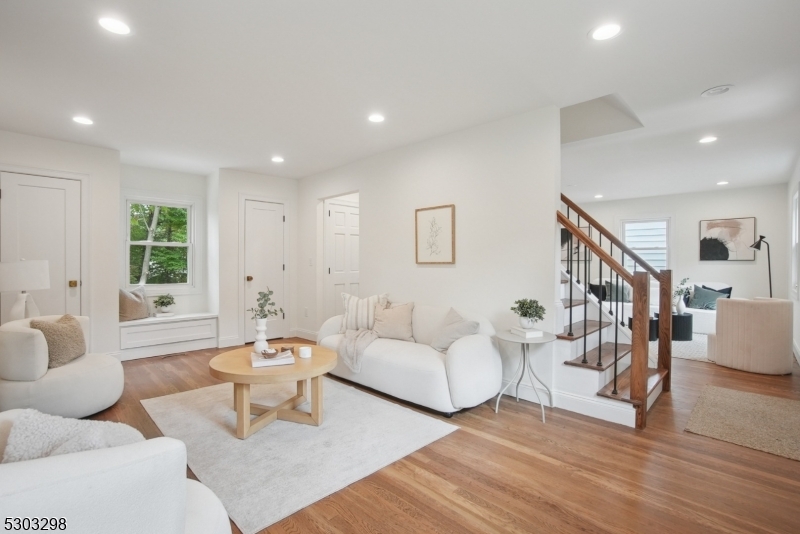31 Sheridan Ave