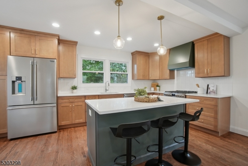 31 Sheridan Ave