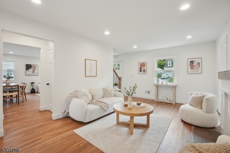 31 Sheridan Ave
