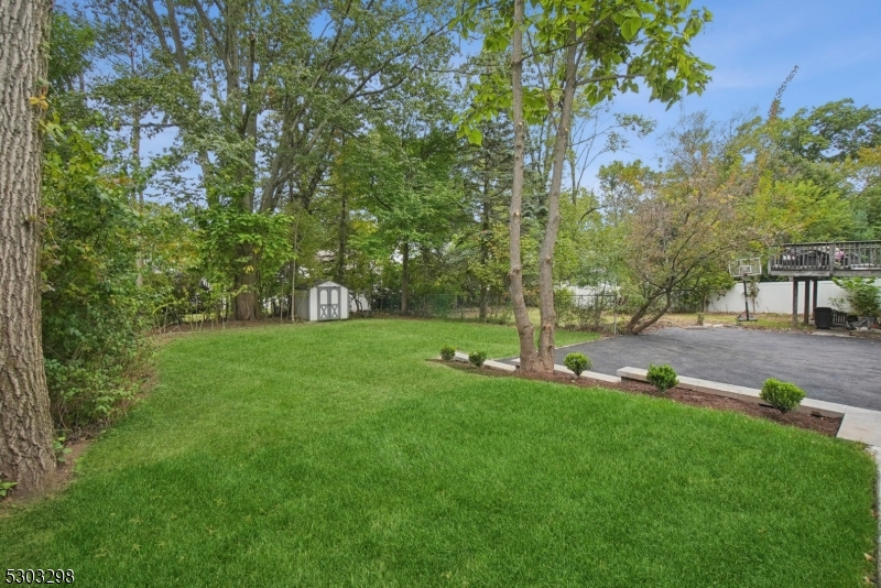 31 Sheridan Ave