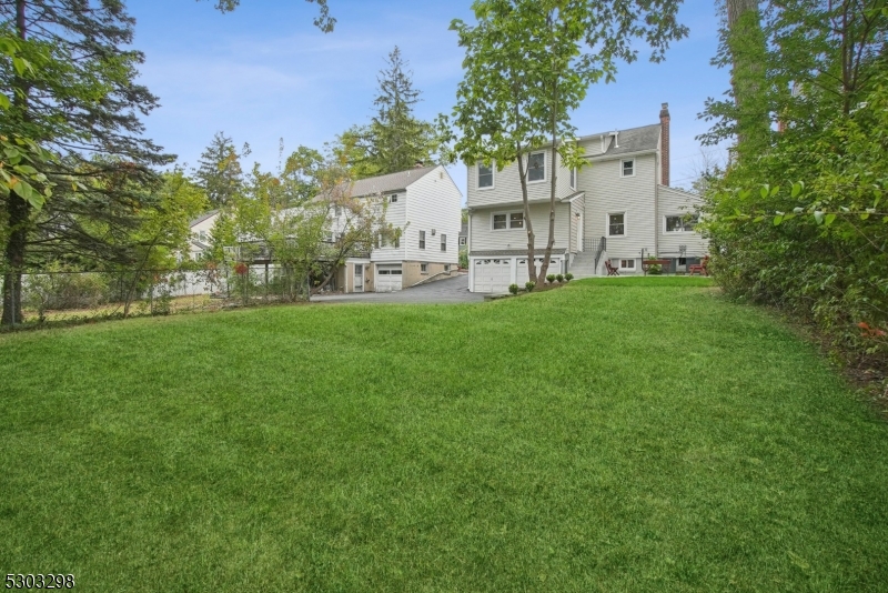 31 Sheridan Ave