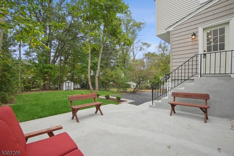 31 Sheridan Ave