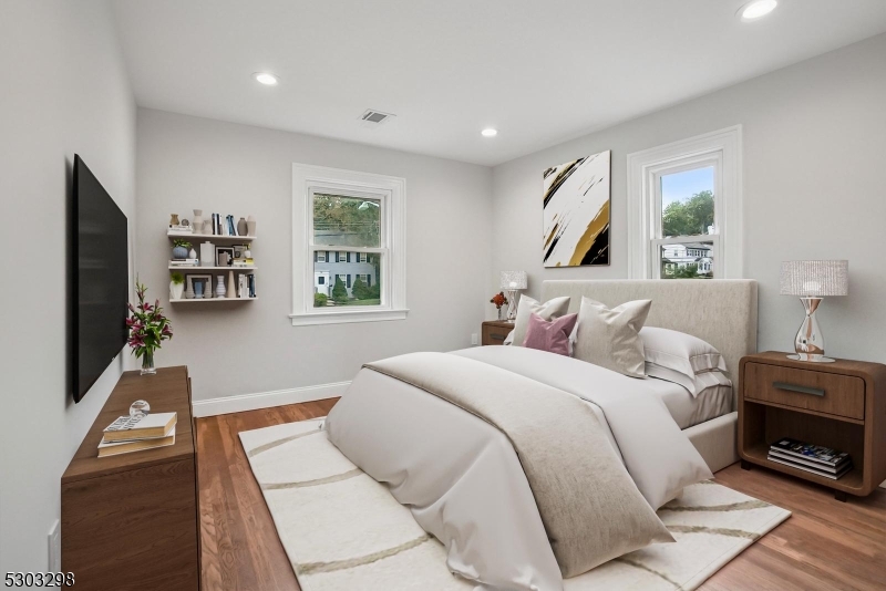 31 Sheridan Ave