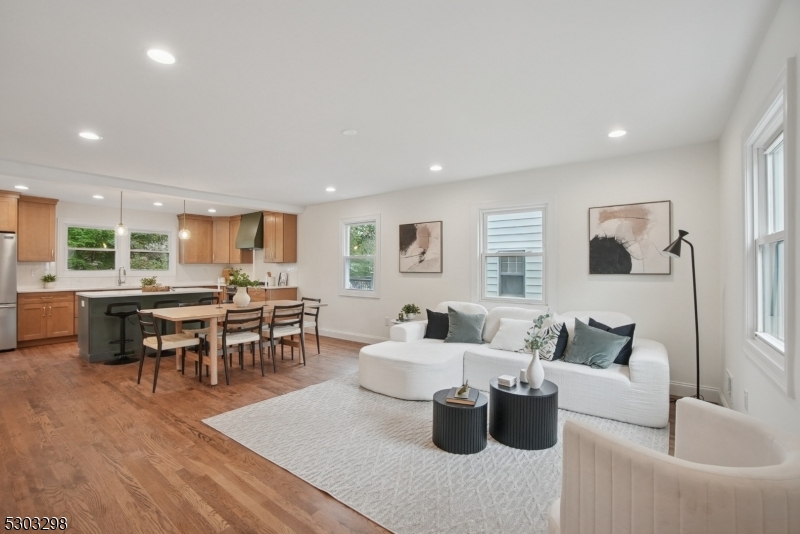 31 Sheridan Ave