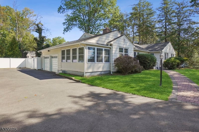 779 Lamberts Mill Rd