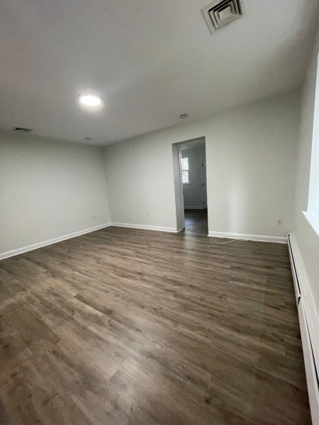 29 Central Ave 1R