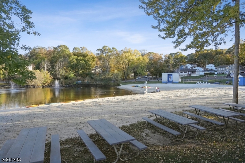 626 Brooklyn Mountain Rd