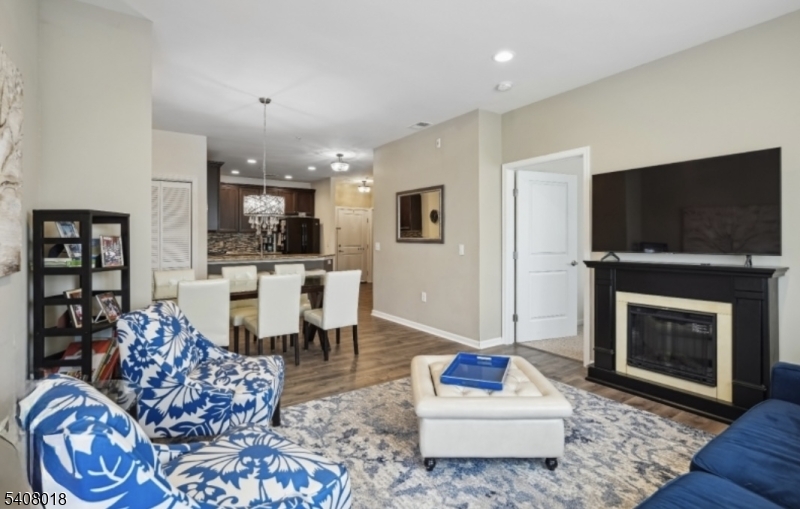 169 Tarrington Rd 203