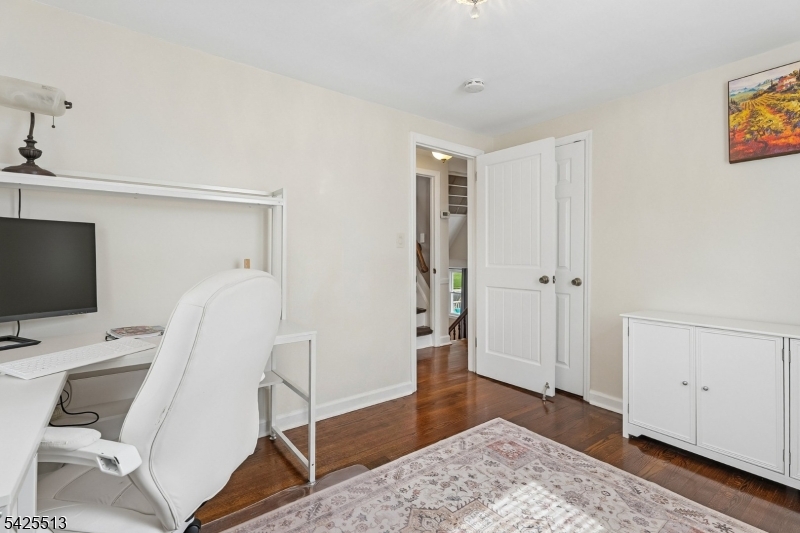 57 Sherwood Rd