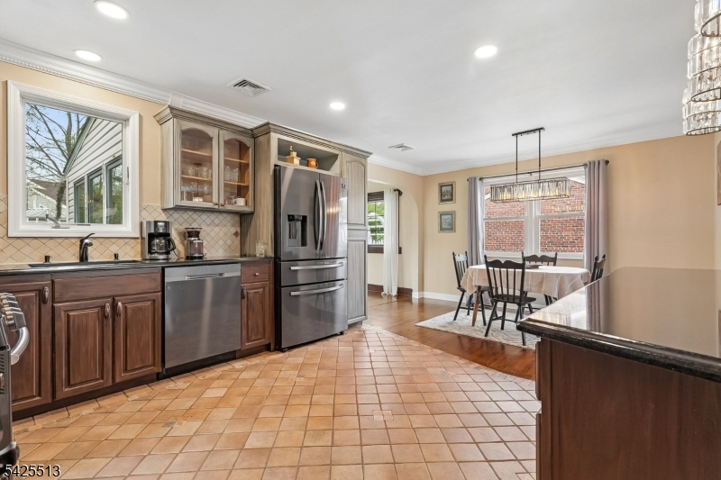 57 Sherwood Rd