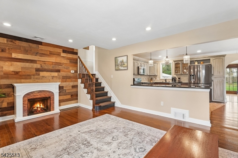 57 Sherwood Rd