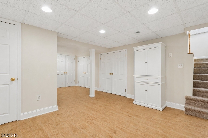 57 Sherwood Rd