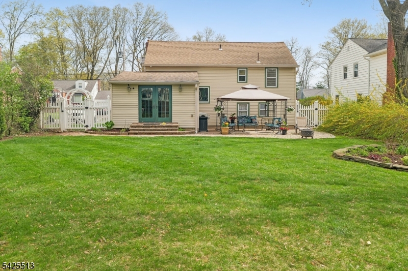 57 Sherwood Rd
