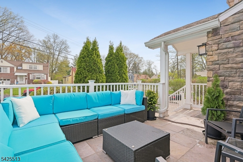 57 Sherwood Rd