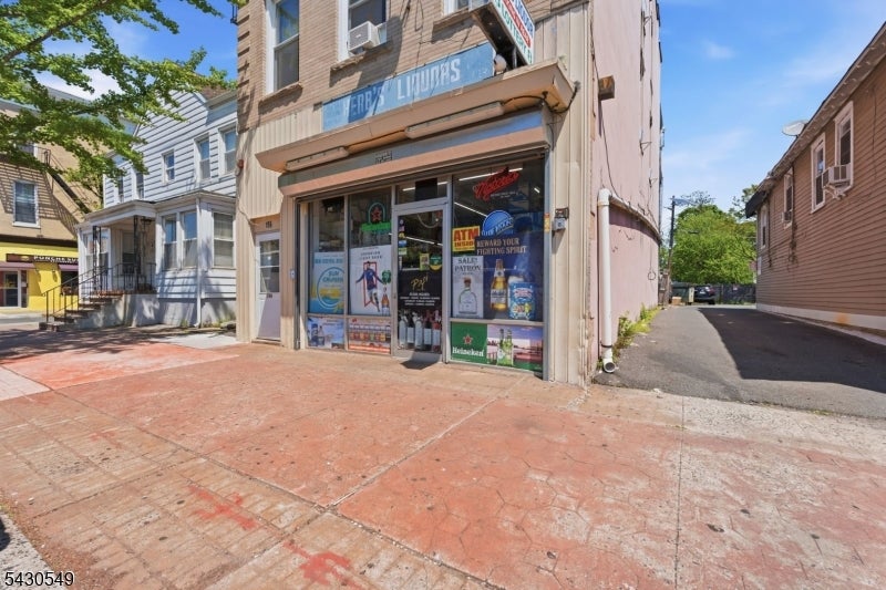 194 Somerset St