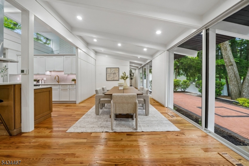 28 Fernhill Rd