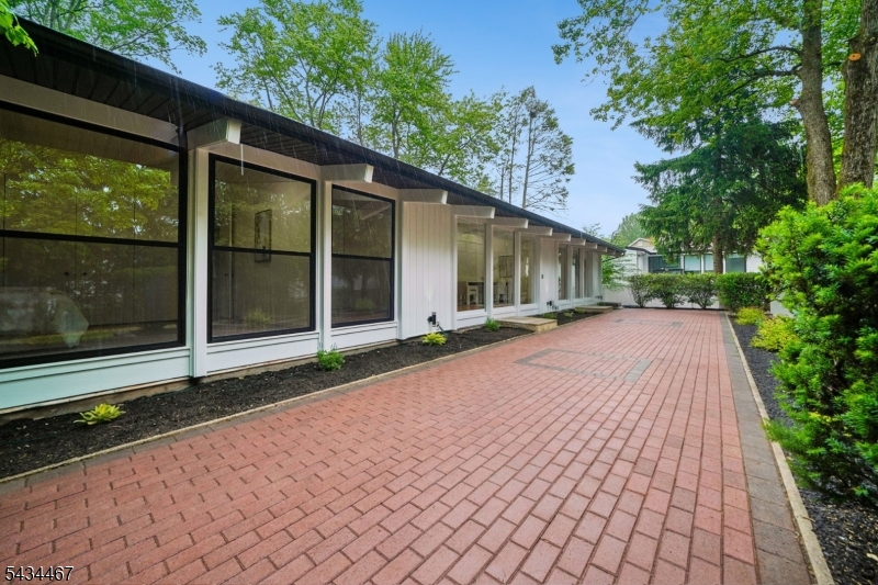 28 Fernhill Rd