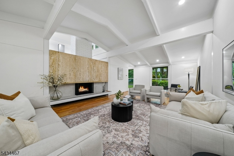 28 Fernhill Rd