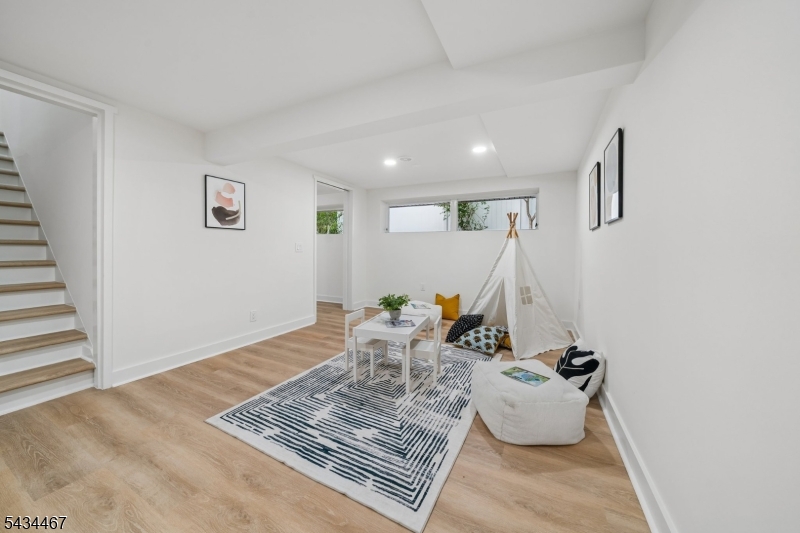 28 Fernhill Rd