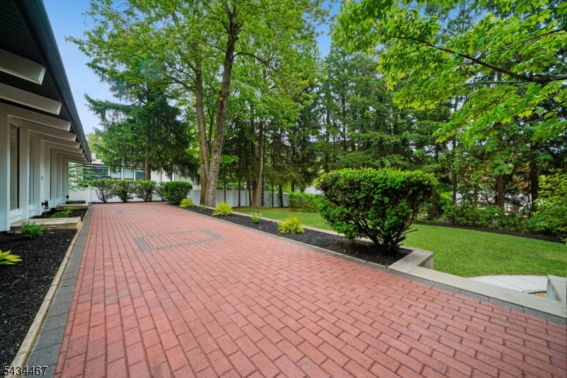 28 Fernhill Rd