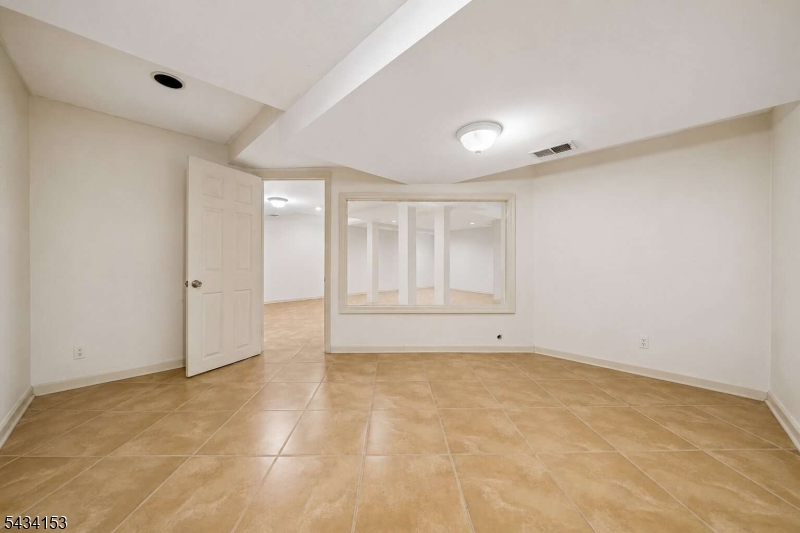 1 Winchester Dr