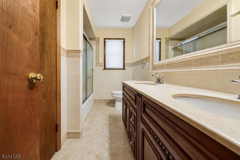 1 Winchester Dr