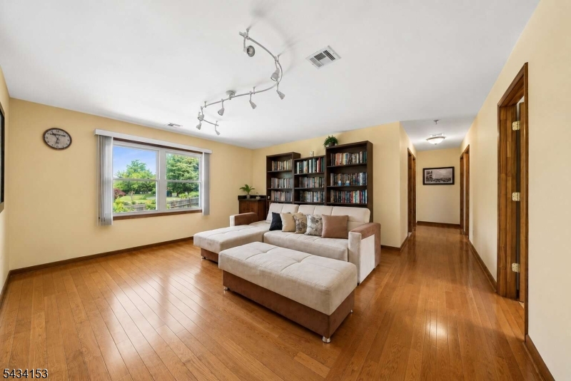 1 Winchester Dr