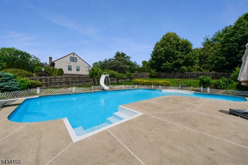 1 Winchester Dr
