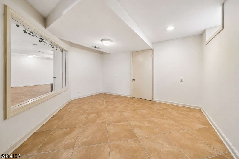 1 Winchester Dr