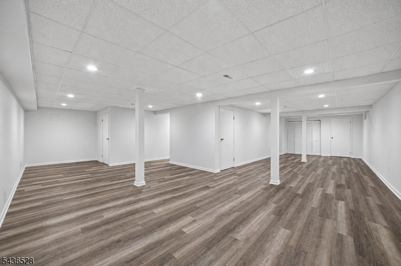 36 Ivy Pl